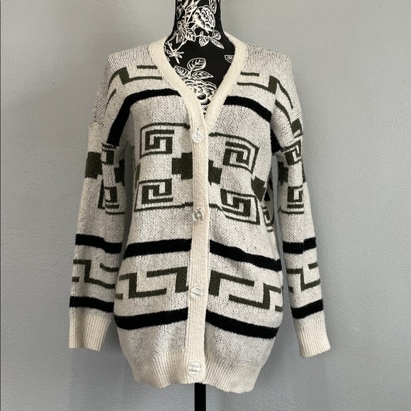 Hazel Moon Sweaters - Hazel Moon Geometric Patterned Sweater in Black and Green